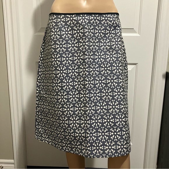 Tribal | Blue & White midi skirt - Picture 1 of 9